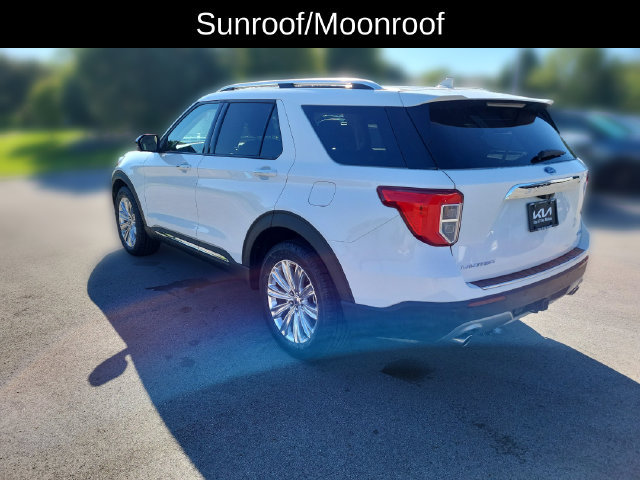 Used 2022 Ford Explorer Limited w/ Equipment Group 301A AWD/4WD image 3