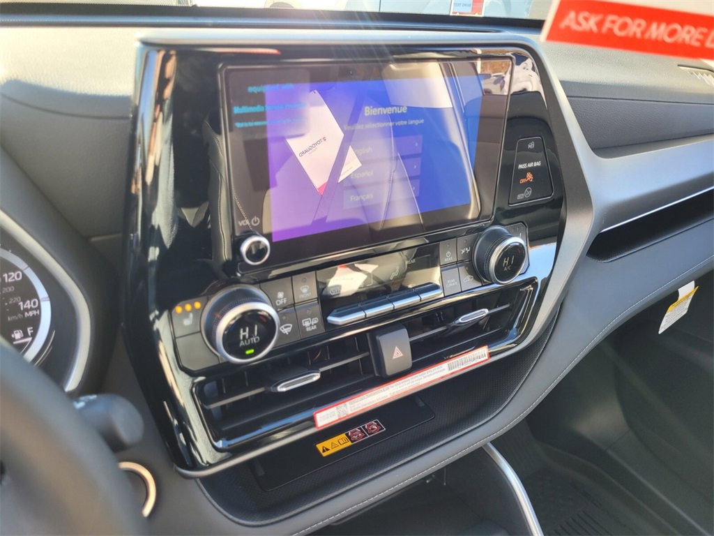 New 2026 Toyota Highlander XLE image 21