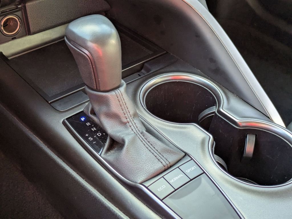 Used 2024 Toyota Camry SE image 23