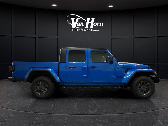 New 2026 Jeep Gladiator Sport image 2