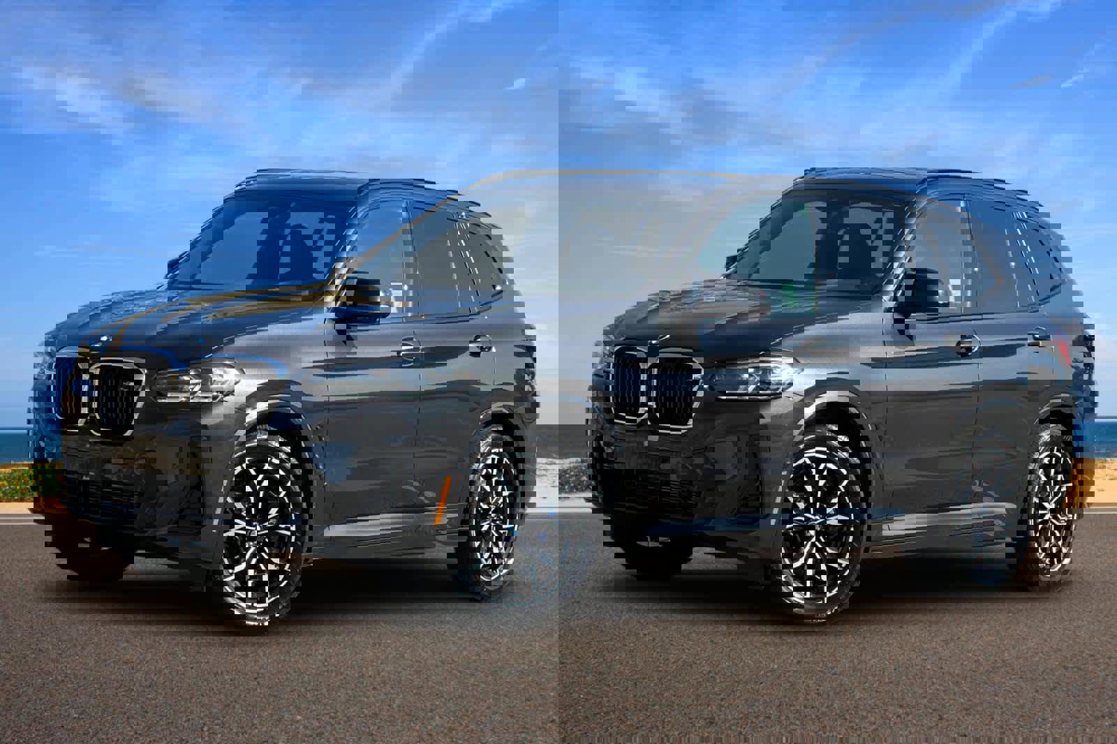 Used 2024 BMW X3 M40i image 1