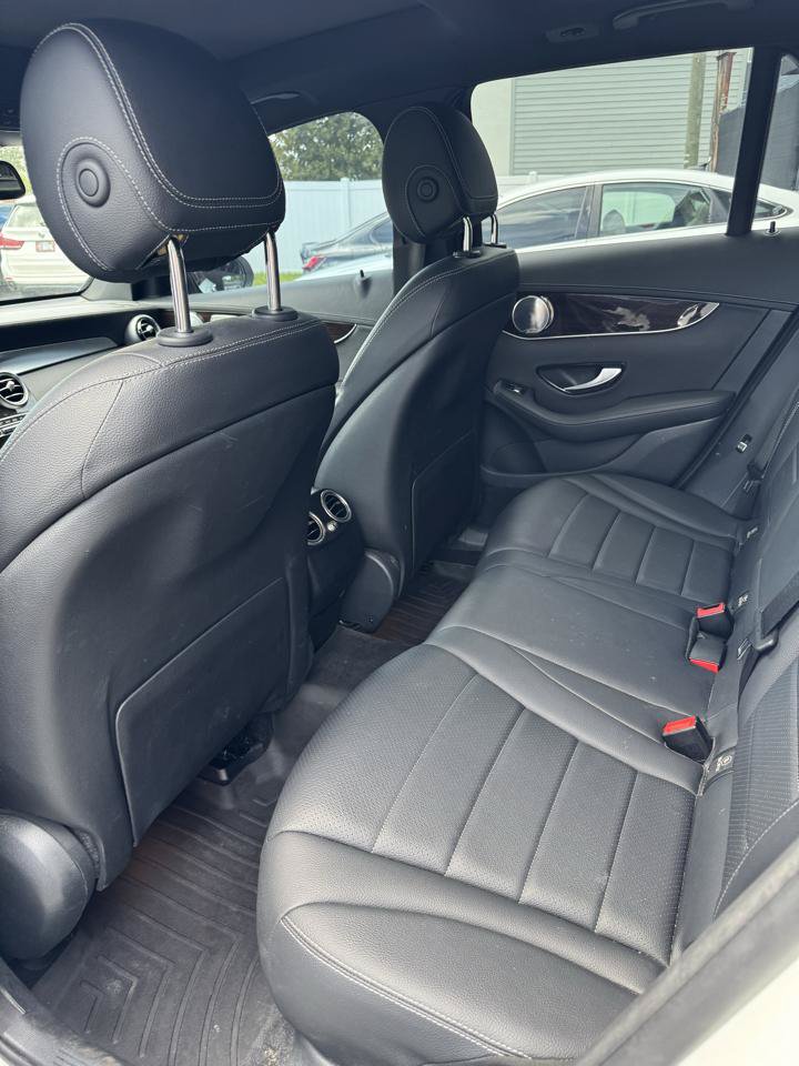 Used 2017 Mercedes-Benz GLC 300 4MATIC image 14