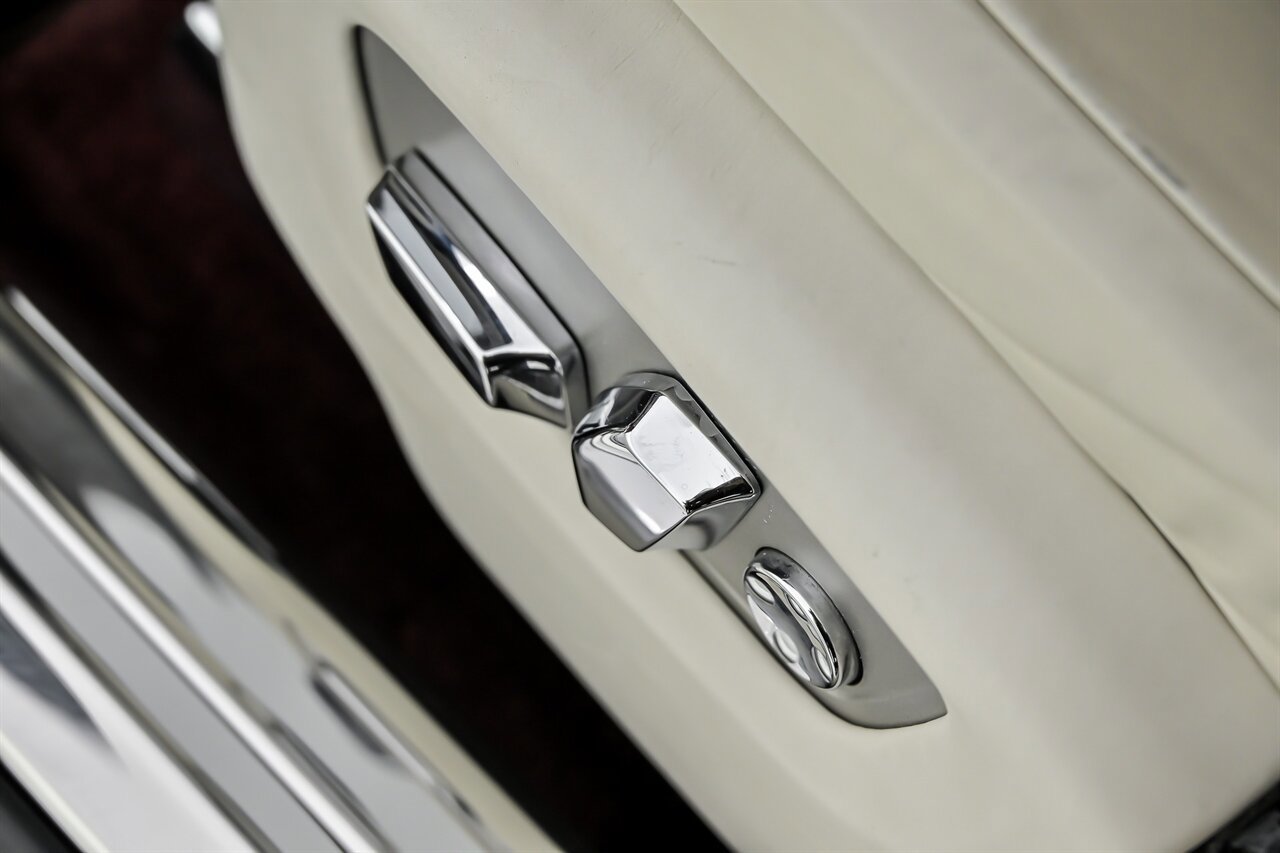 Used 2014 Rolls-Royce Wraith image 26