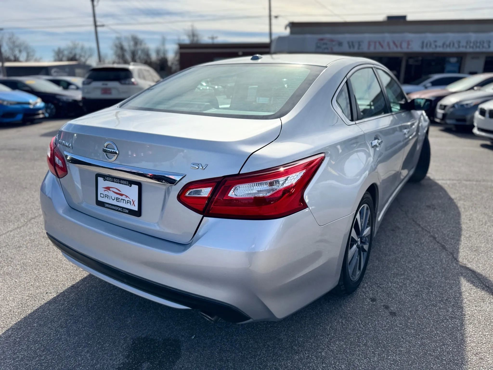 Used 2017 Nissan Altima 2.5 SV image 4