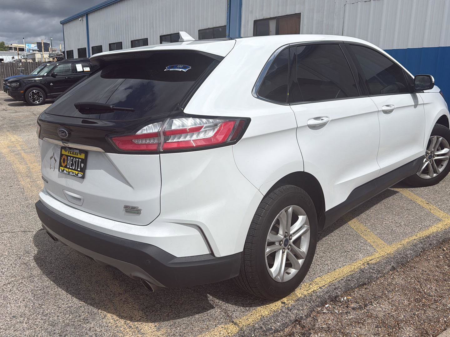 Used 2019 Ford Edge SEL w/ Equipment Group 201A image 7