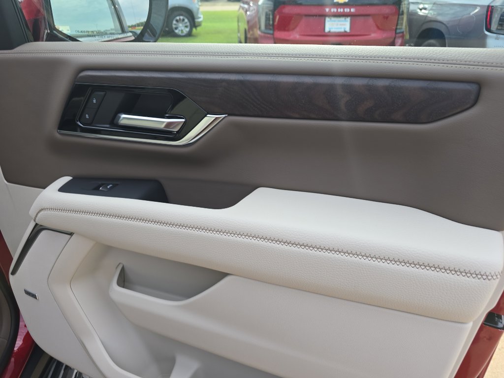 New 2026 GMC Yukon Denali w/ LPO, Floor Liner Package image 15