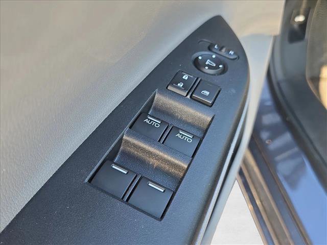 Used 2017 Honda Accord EX-L image 7