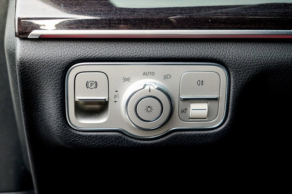 Used 2023 Mercedes-Benz GLS 450 4MATIC image 61