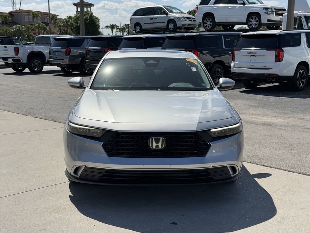 Used 2024 Honda Accord EX image 3