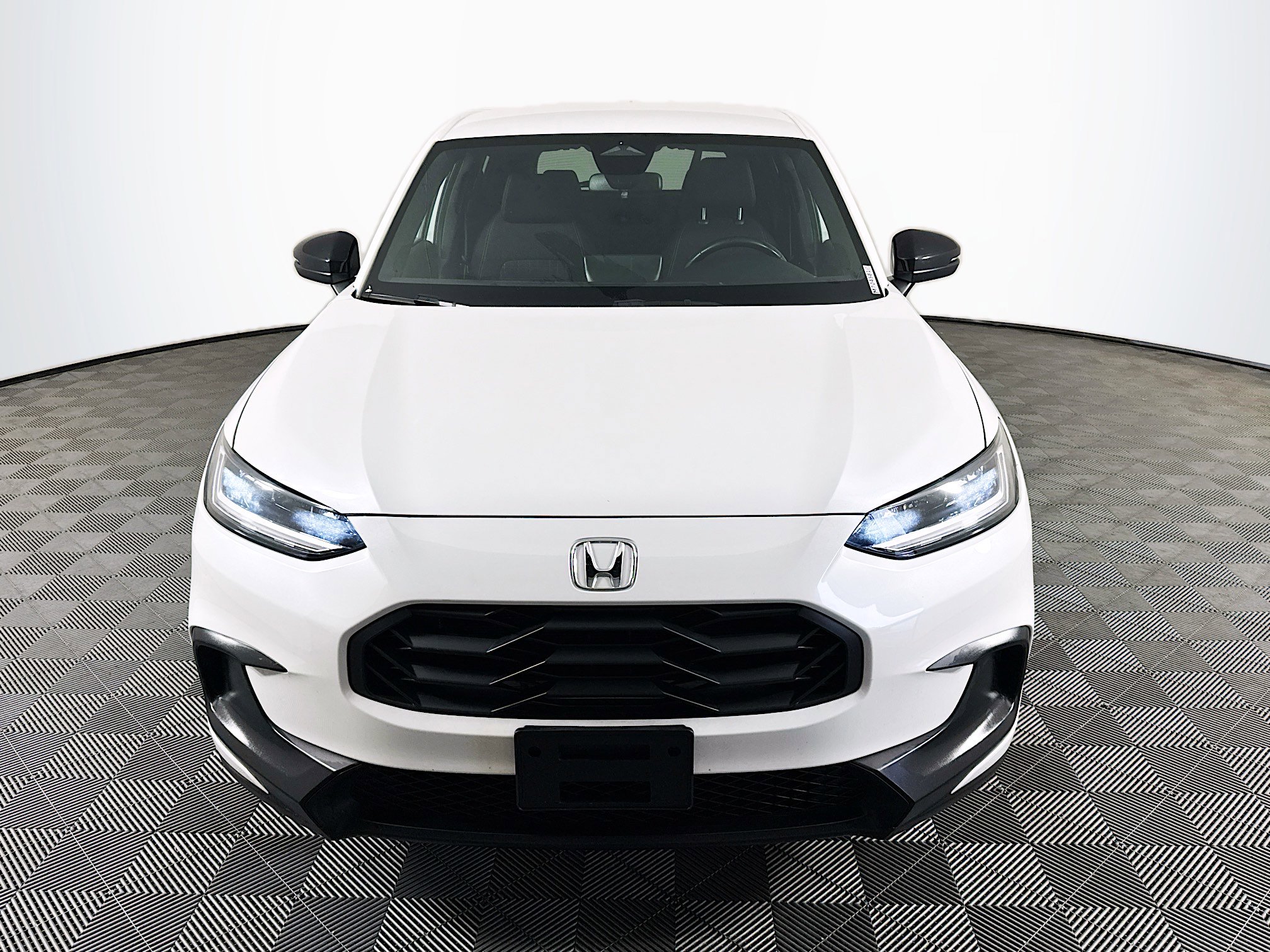 Used 2024 Honda HR-V Sport image 2