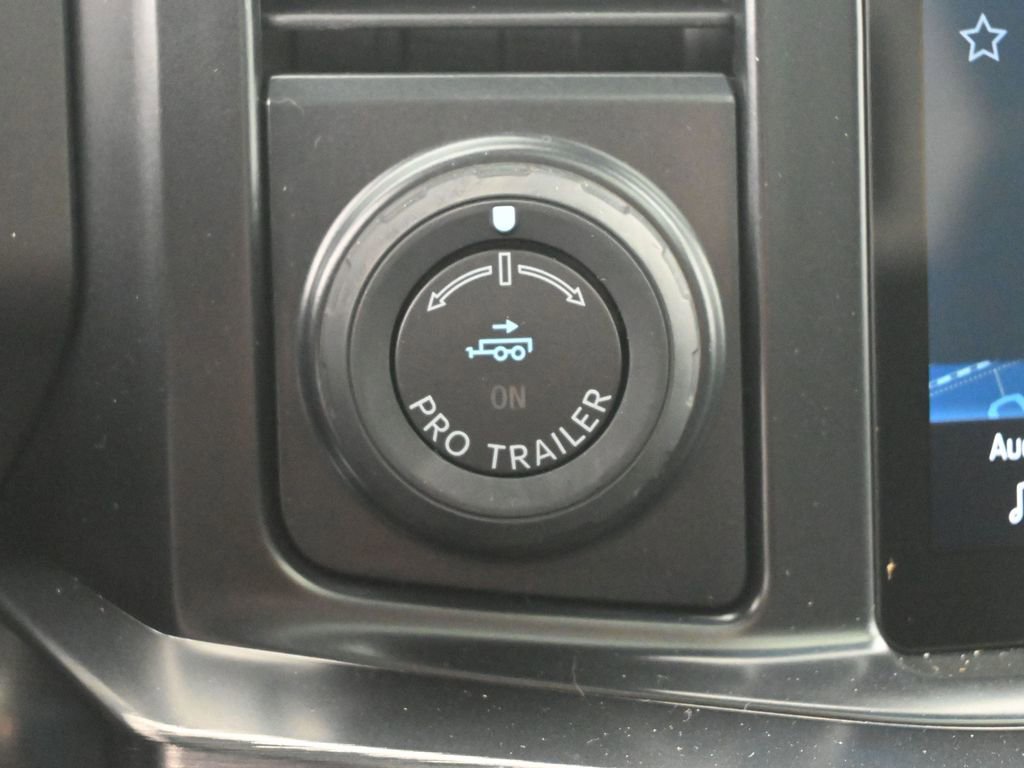 New 2026 Ford F250 Lariat w/ Black Appearance Package image 20