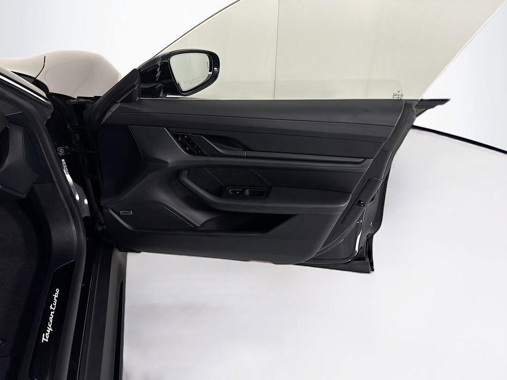 Used 2020 Porsche Taycan Turbo image 26