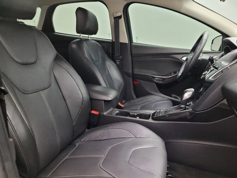 Used 2018 Ford Focus Titanium FWD image 21