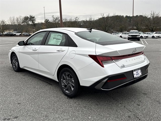 New 2026 Hyundai Elantra Blue image 5