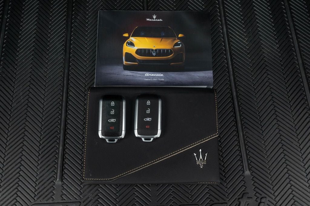 Used 2024 Maserati Grecale GT AWD/4WD image 54