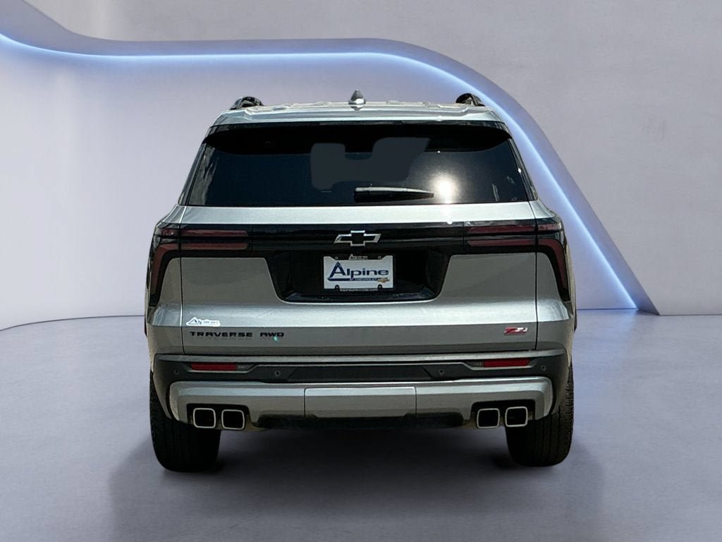 Used 2025 Chevrolet Traverse Z71 AWD/4WD image 4