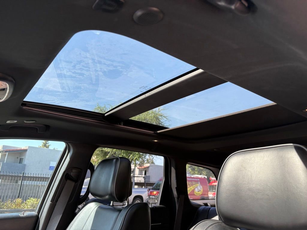 Used 2019 Jeep Grand Cherokee Overland image 12