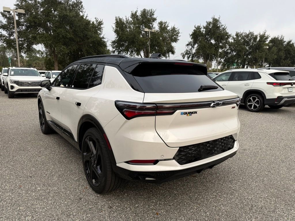 Used 2025 Chevrolet Equinox EV RS image 12
