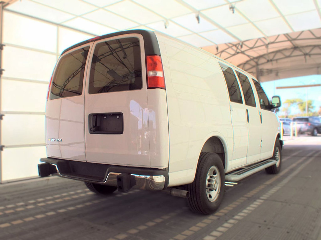 Used 2025 Chevrolet Express 2500 w/ Driver Convenience Package RWD image 4