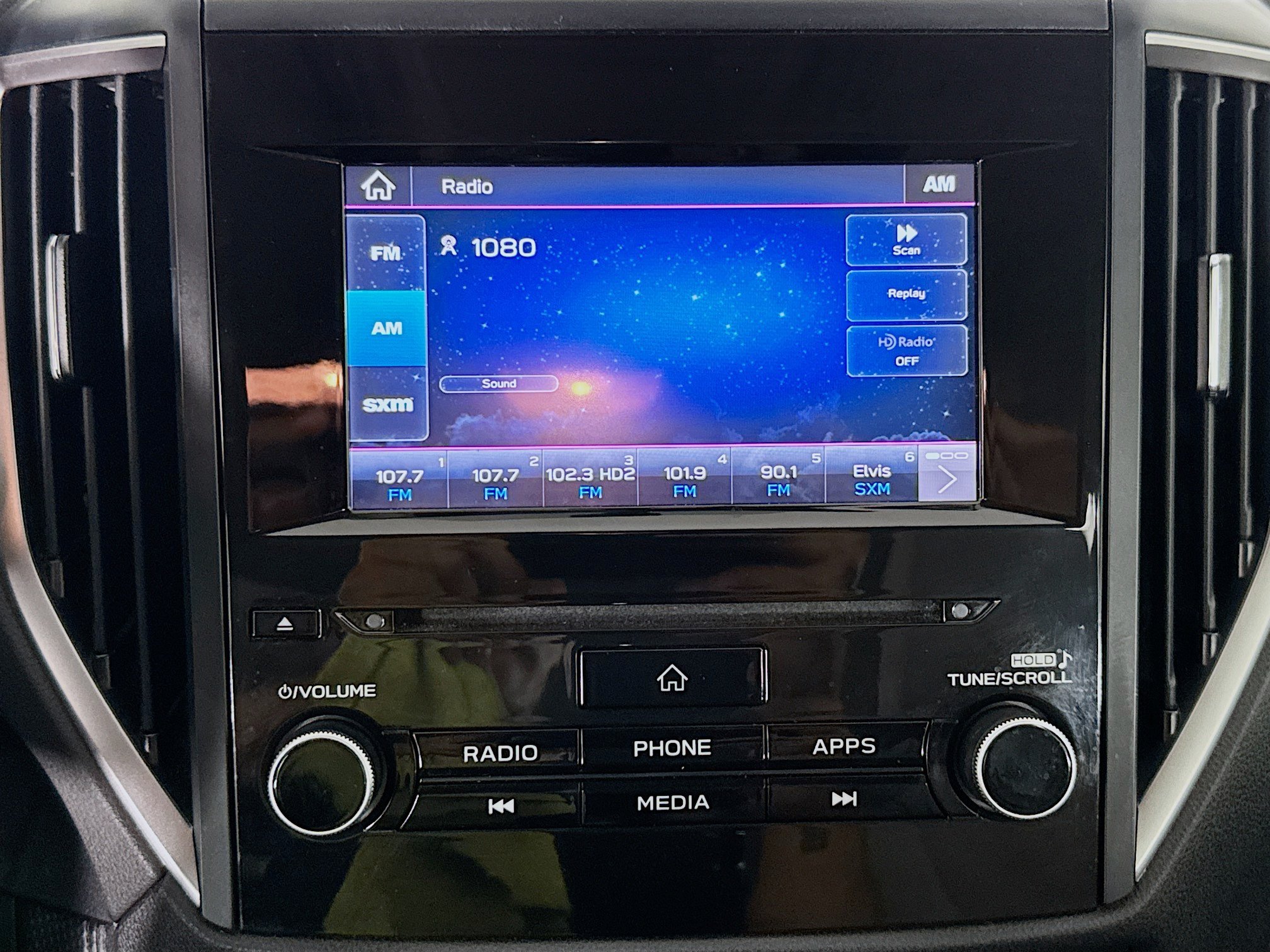Used 2020 Subaru Forester AWD/4WD image 16