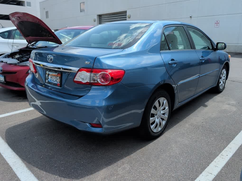 Used 2013 Toyota Corolla LE FWD image 4
