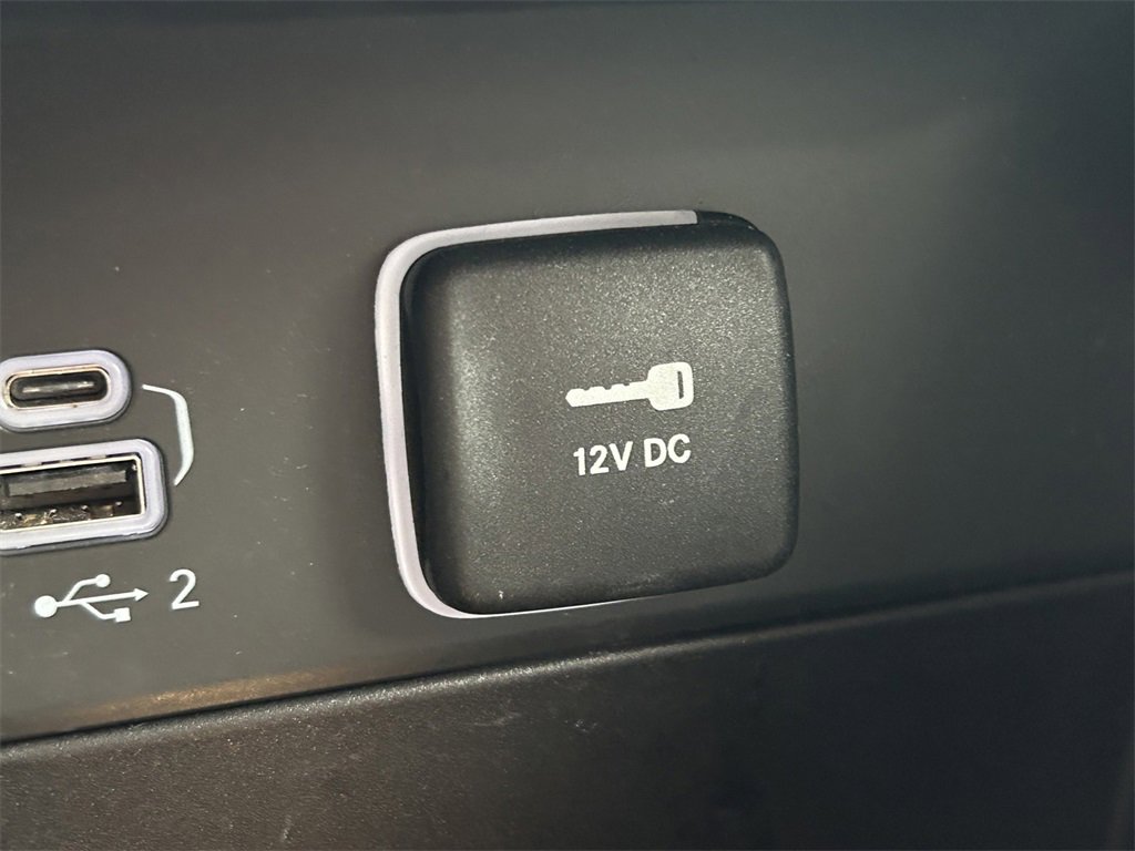 Used 2025 Jeep Grand Cherokee L Limited image 34