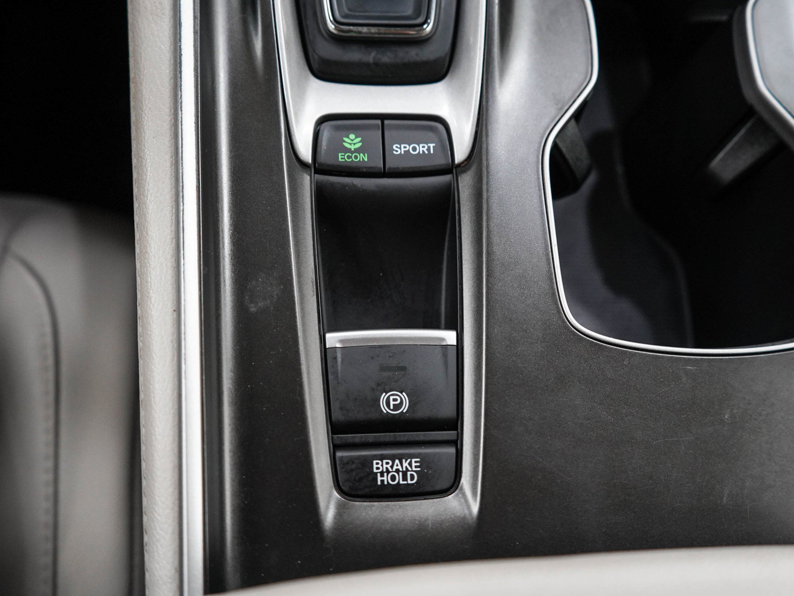 Used 2018 Honda Accord EX-L image 23