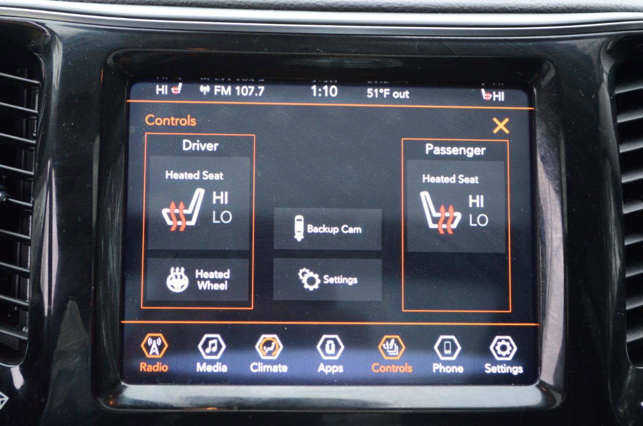 Used 2022 Jeep Cherokee Limited image 25