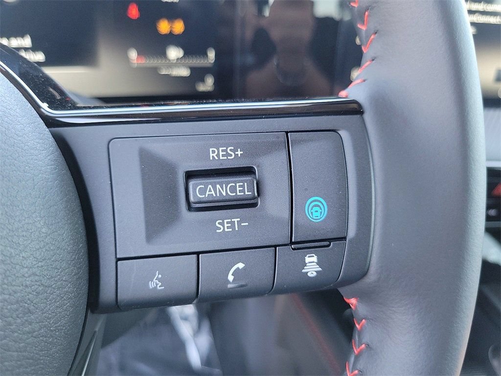 New 2026 Nissan Kicks SR FWD image 8
