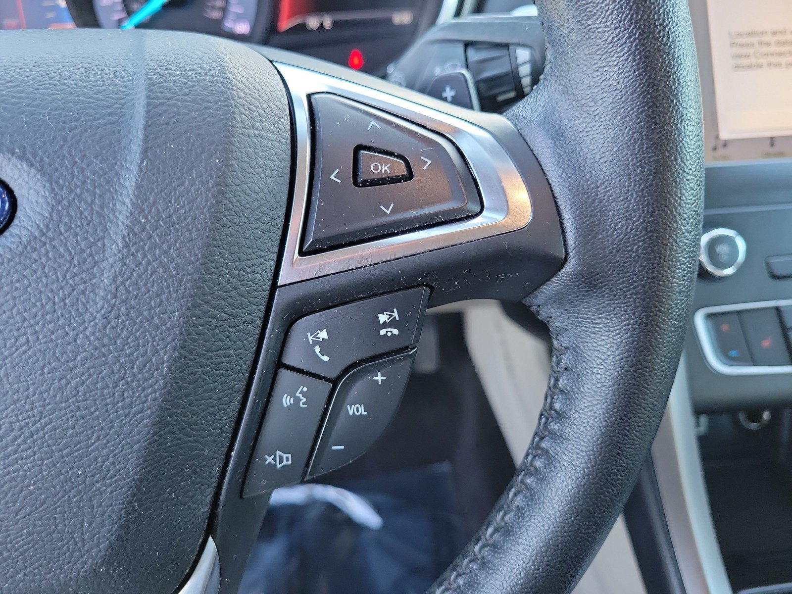 Used 2019 Ford Fusion SEL FWD image 19