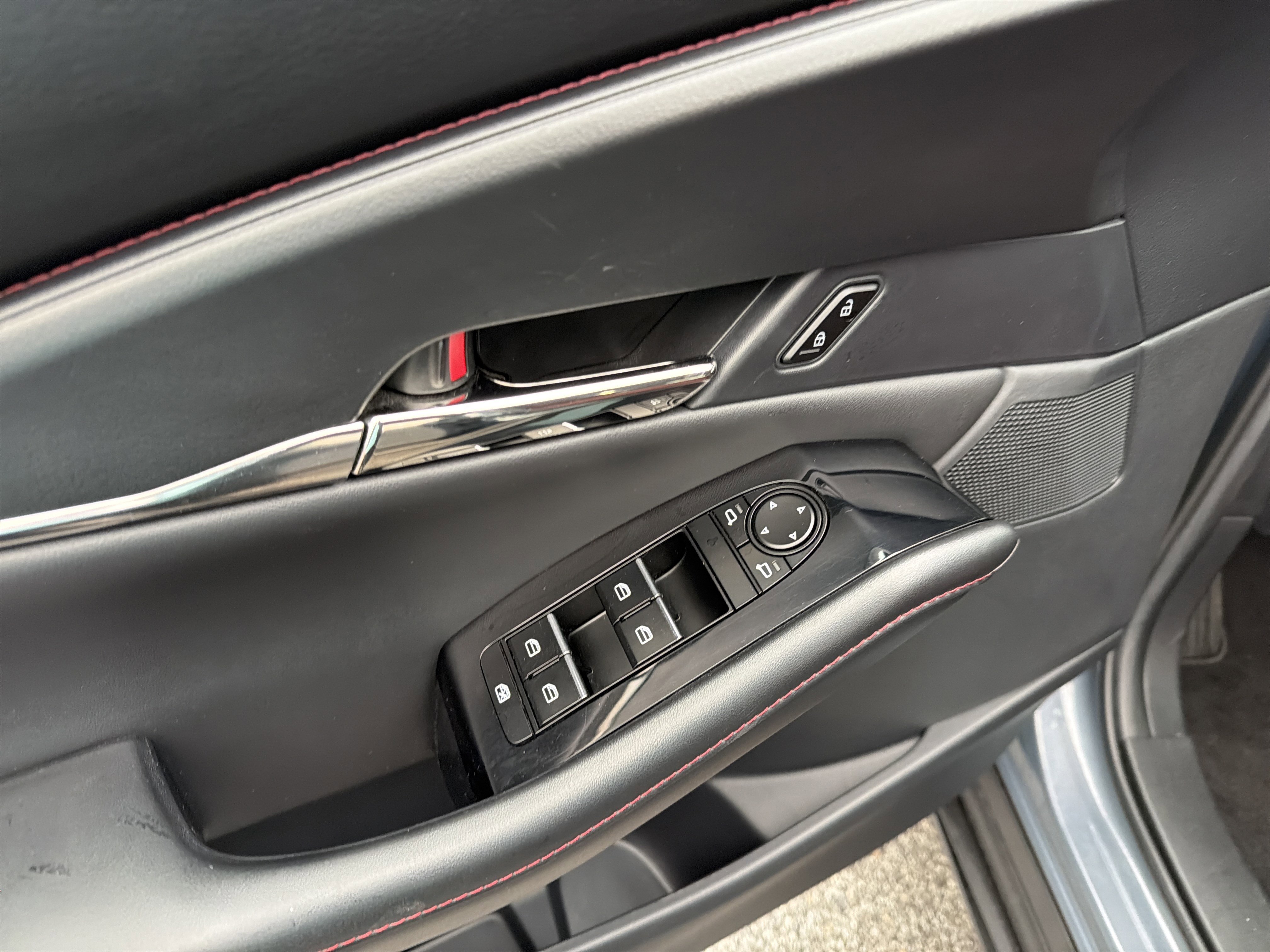 Certified 2023 MAZDA CX-30 AWD 2.5 S w/ Preferred Package image 15