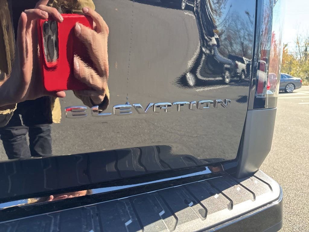 New 2026 GMC Sierra EV Elevation w/ LPO, Elevation Dark Package AWD/4WD image 60