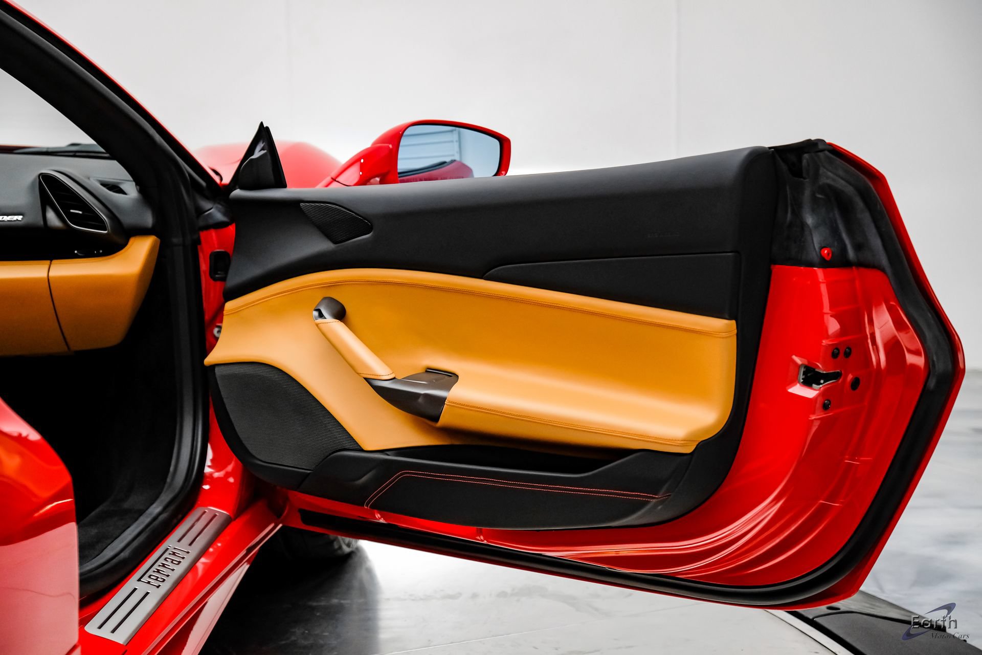 Used 2018 Ferrari 488 Spider RWD image 94