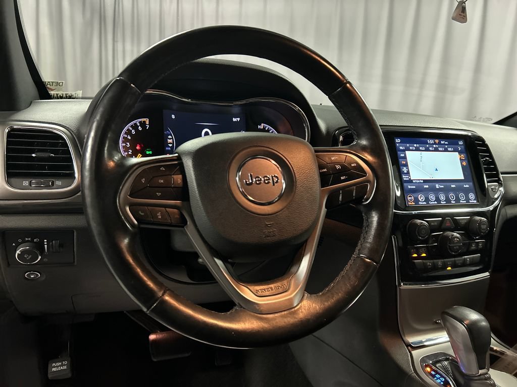 Used 2022 Jeep Grand Cherokee Laredo X AWD/4WD image 15