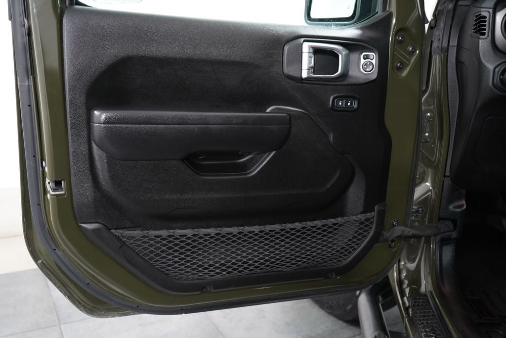 Used 2022 Jeep Gladiator Sport AWD/4WD image 22