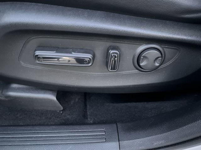 Used 2024 Honda CR-V Sport Touring image 10