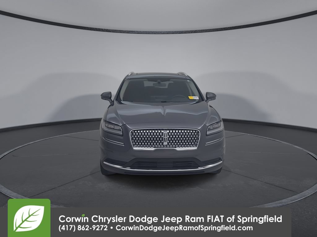 Used 2023 Lincoln Nautilus Reserve AWD/4WD image 5