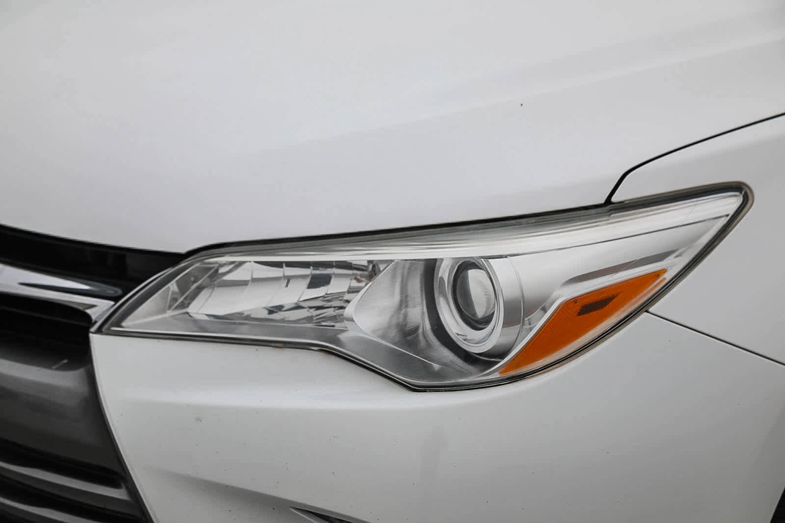 Certified 2017 Toyota Camry LE image 8