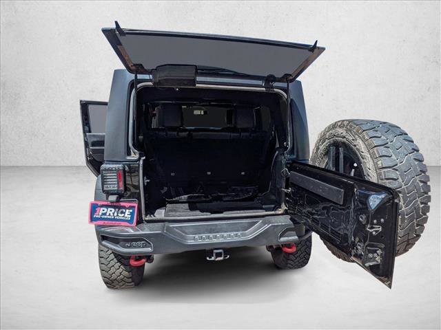 Used 2016 Jeep Wrangler Unlimited Rubicon AWD/4WD image 24