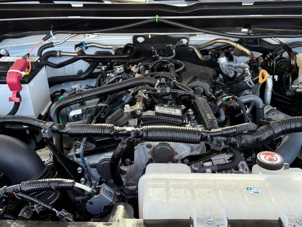 Certified 2025 Toyota Tacoma SR5 RWD image 31