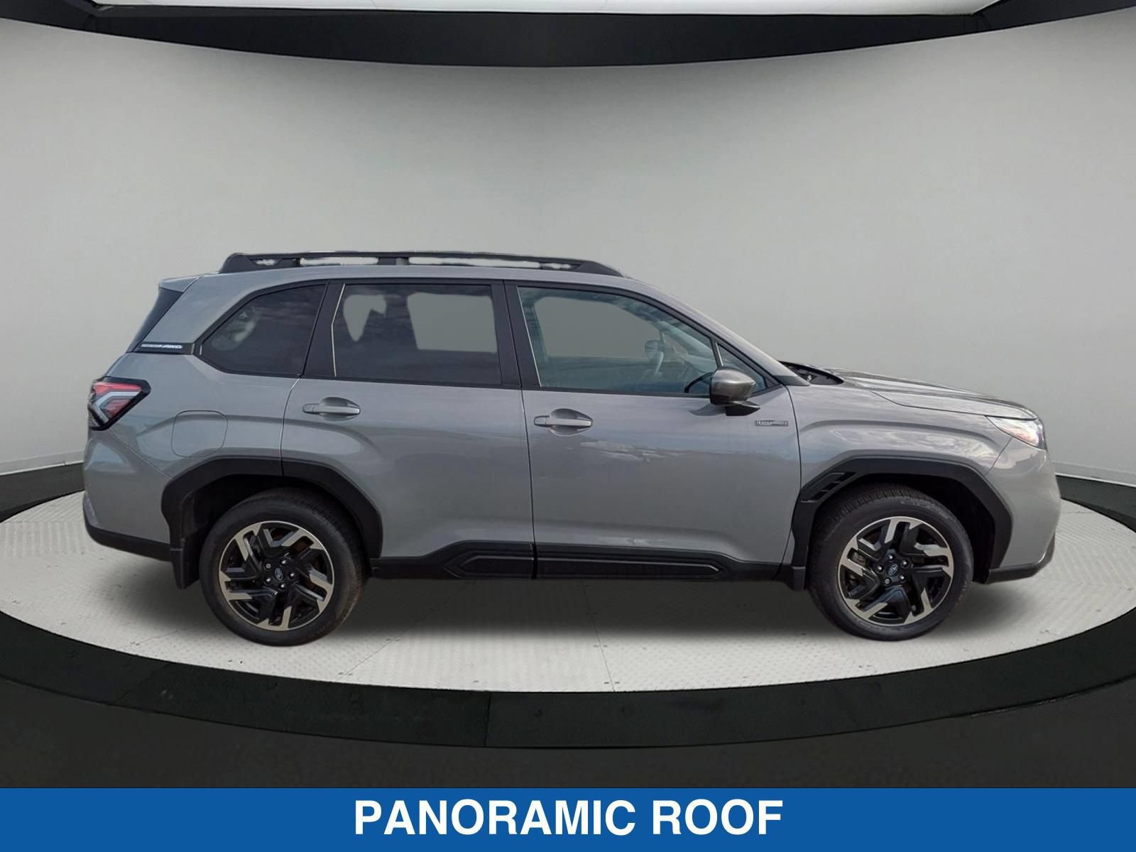 Certified 2025 Subaru Forester Premium AWD/4WD image 2
