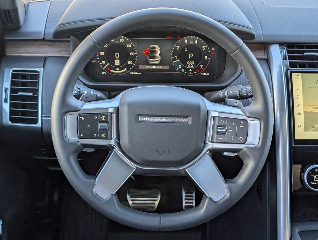 Certified 2024 Land Rover Discovery Dynamic SE AWD/4WD image 21