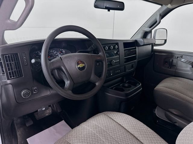 Used 2021 Chevrolet Express 2500 image 10