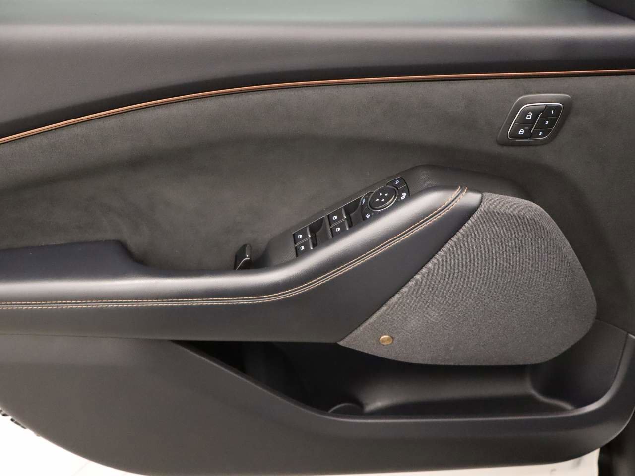 Used 2022 Ford Mustang Mach-E GT AWD/4WD image 19