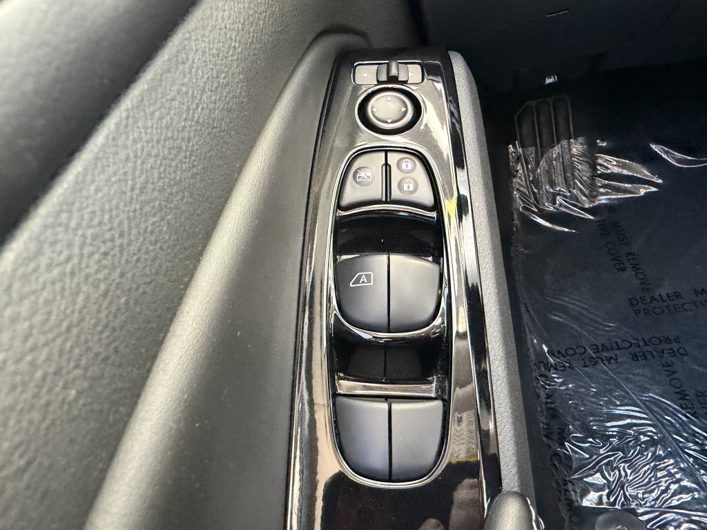 Used 2025 Nissan Altima 2.5 SL AWD/4WD image 25