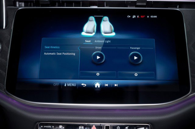 New 2026 Mercedes-Benz E 450 4MATIC Sedan image 16