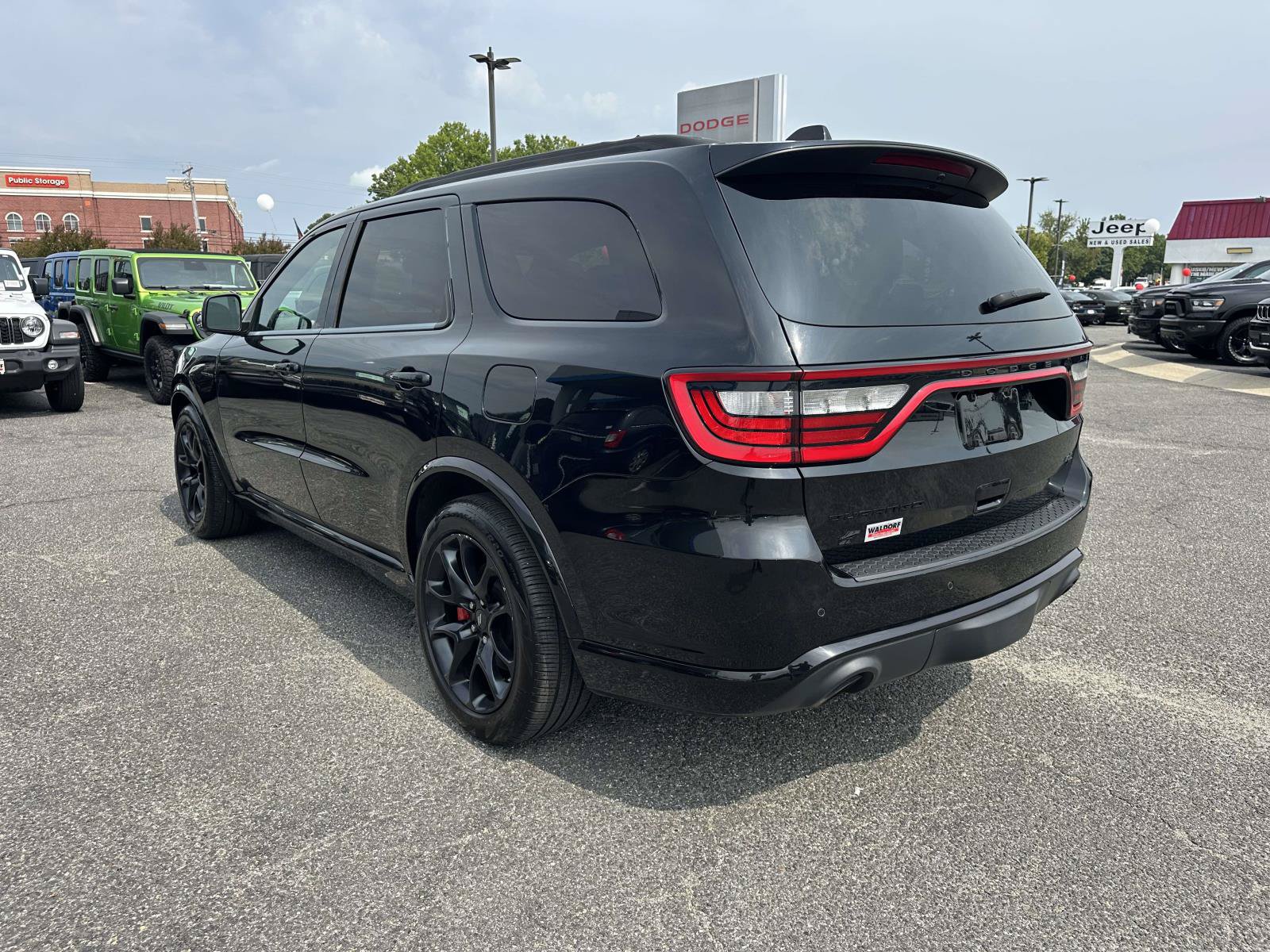 Used 2023 Dodge Durango R/T AWD/4WD image 5