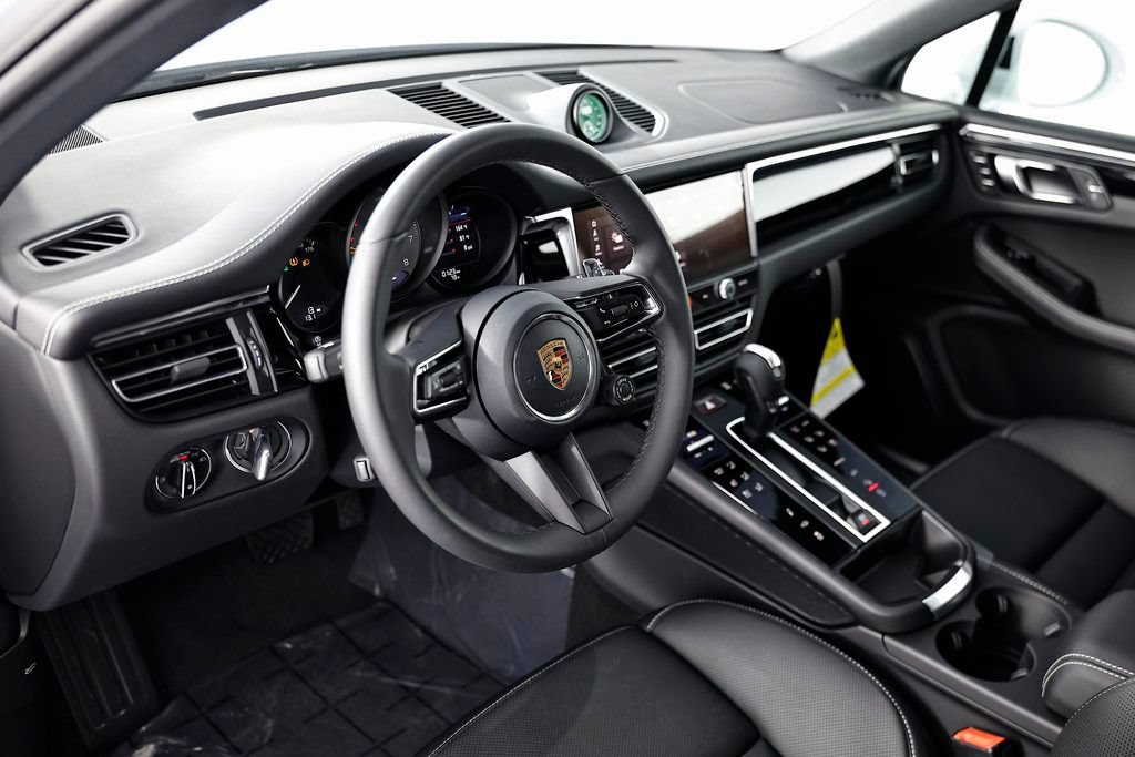 New 2026 Porsche Macan S AWD/4WD image 23