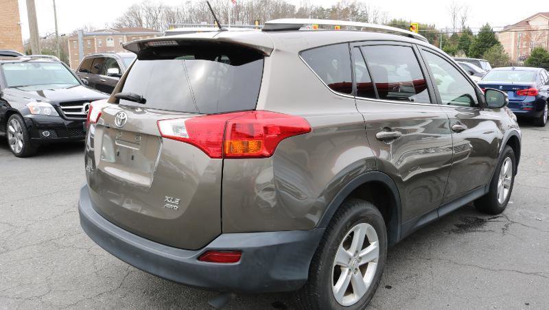Used 2013 Toyota RAV4 XLE AWD/4WD image 7