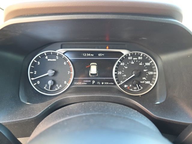 Used 2023 Nissan Rogue S image 16